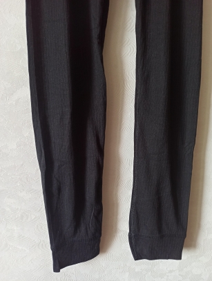 Czarne legginsy S Whistler