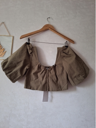 Nowy crop top bufki marszczenia S