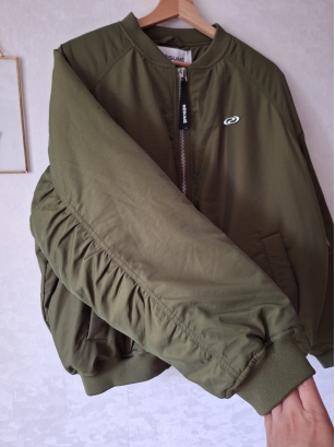 Bomberka damska overize Resume
