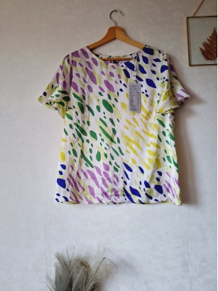 Koszulowa bluzka z multikolorowym printem