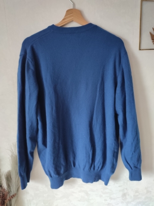 Męski niebieski sweter